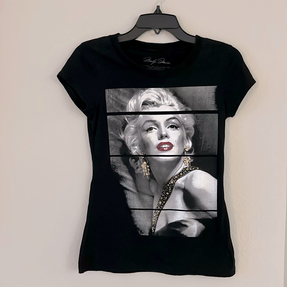 Marilyn Monroe T-Shirt, color black, size small